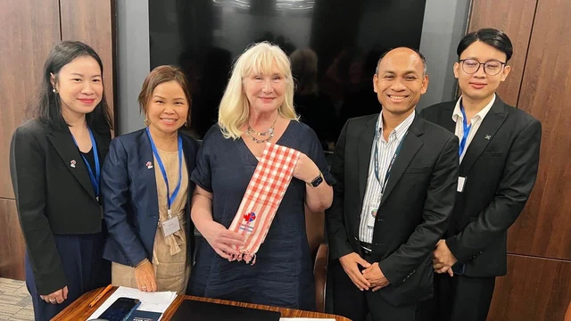 Responsible AI session examines ownership, ethics and business risk